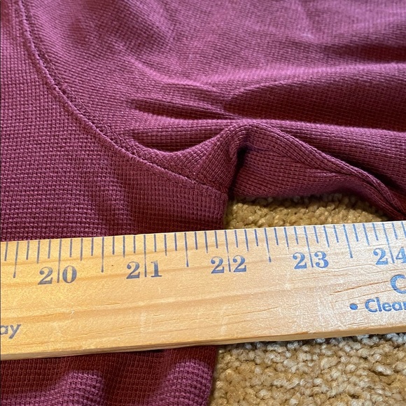 Banana Republic Waffle Knit L/S Polo Cherry Jam Fall 2024 Medium NWOT - Picture 6 of 12